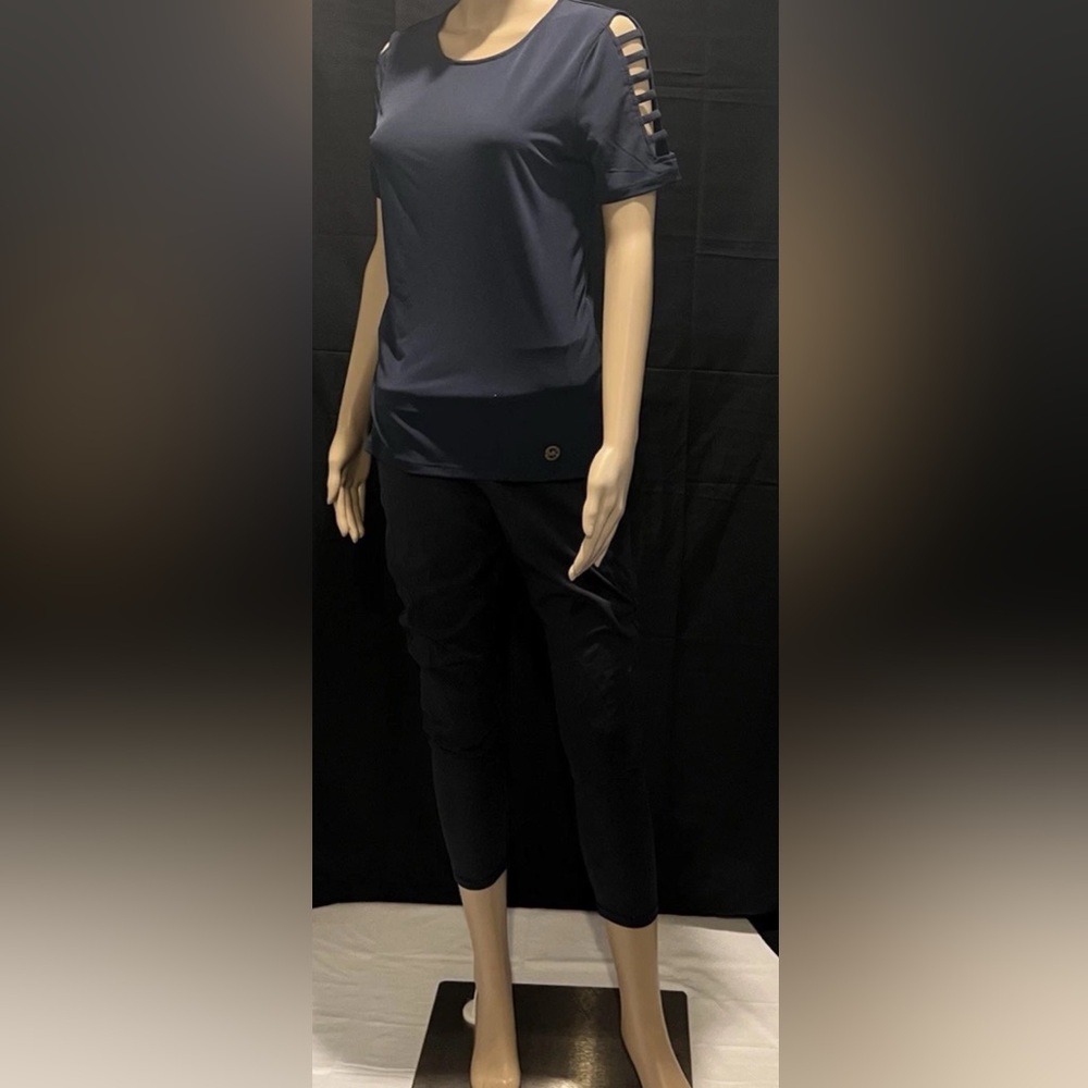 Michael Kors Size Small - Gently Used - FREE SHIPPING!